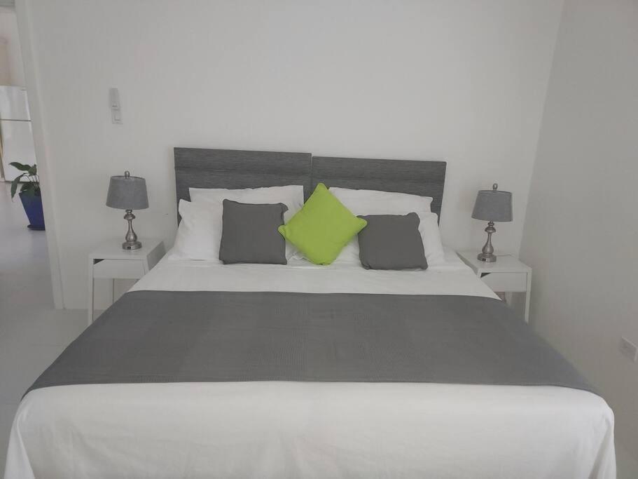 The Willow Apartment Ocho Rios Eksteriør bilde