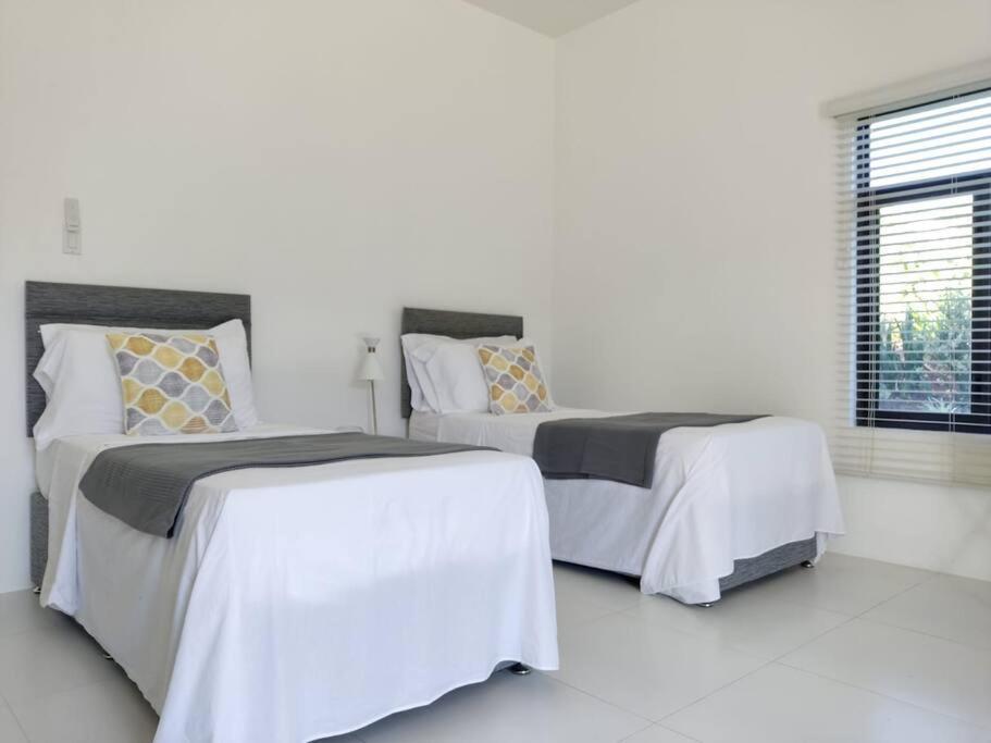 The Willow Apartment Ocho Rios Eksteriør bilde